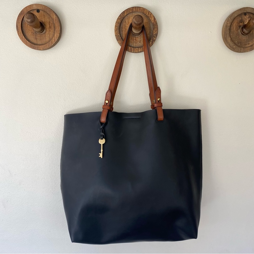 Fossil Black Tote with Brown Leather Straps and Key Charm